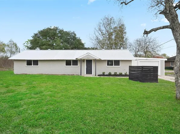 9119 Harvest Acres Drive, Manvel, TX 77578