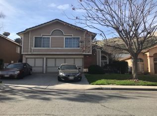 15369 Daybreak Ln, Fontana, CA 92337