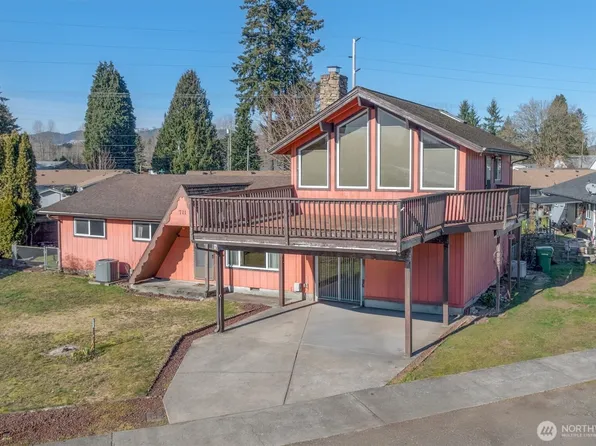711 4th Avenue SW, Castle Rock, WA 98611