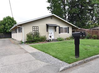 2706 E 27th St, Vancouver, WA 98661