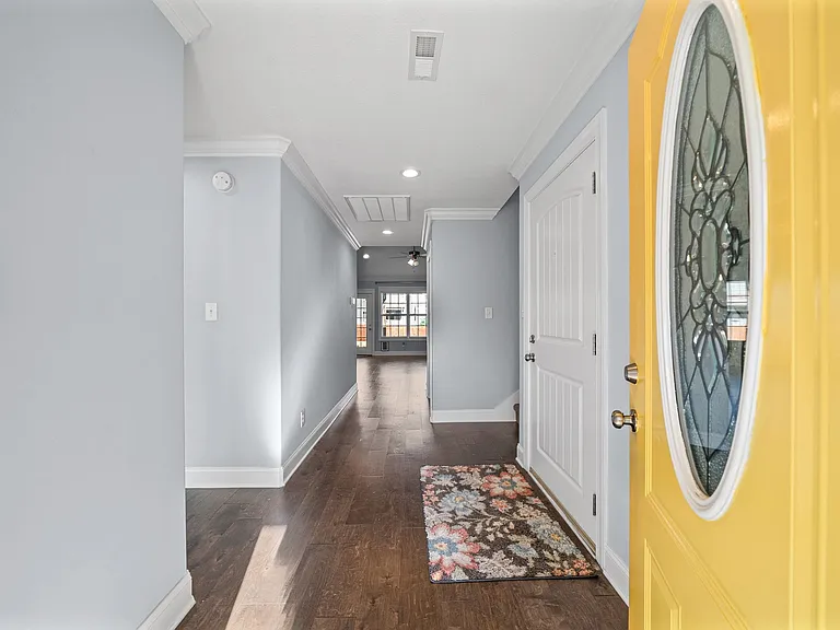 3753 Windmill Dr — Photo 4