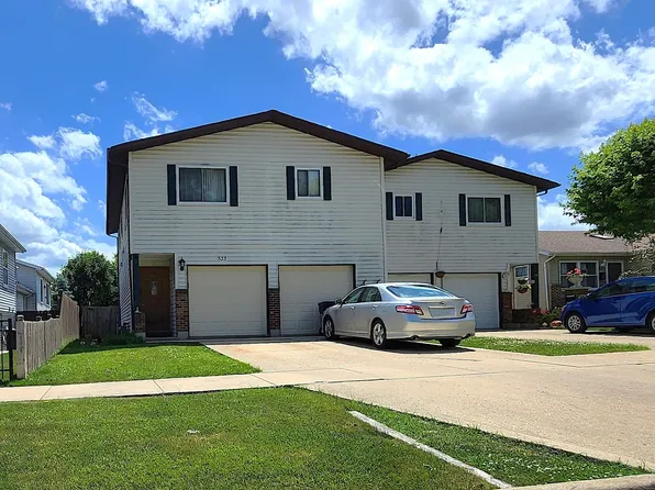 533 Lincoln Ave, Elgin, IL 60120