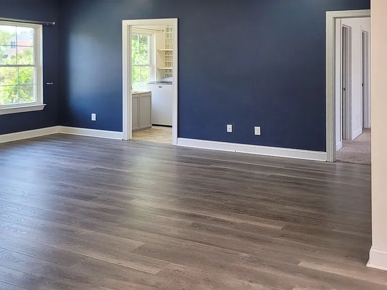 255 Little Oak Dr — Photo 2