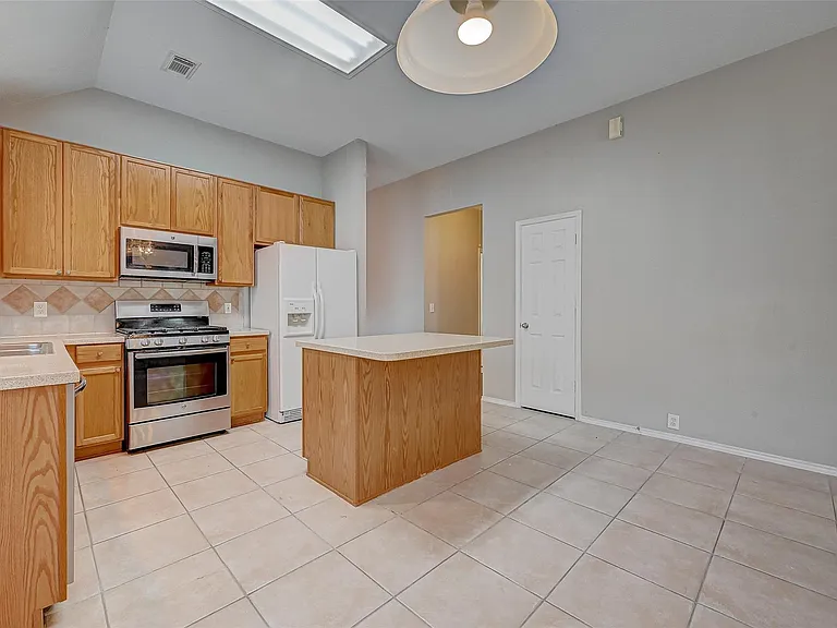 11834 Leaf Oak Dr — Photo 9
