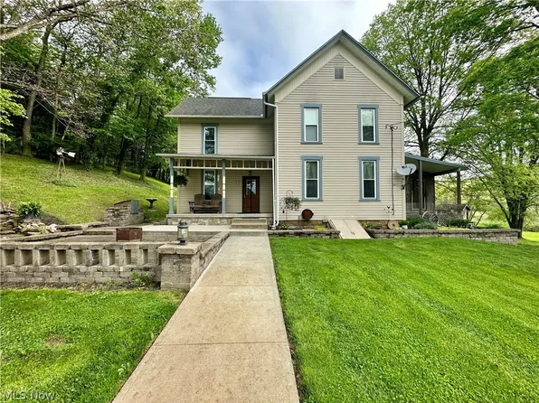 1143 Folsam Rd NW, Carrollton, OH 44615