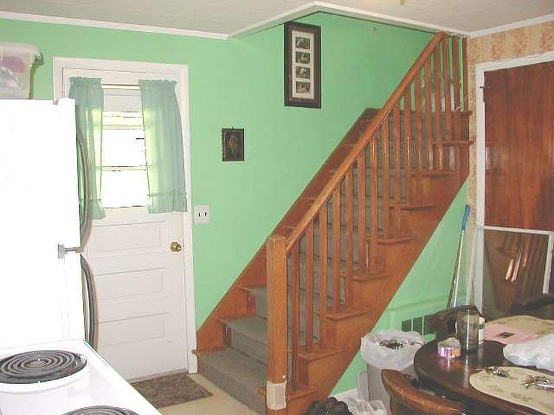 3rd image of 118 RIVER Street