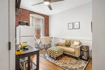 11 Unity St #3 — Photo 2