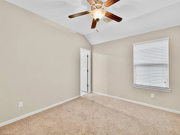 3515 Big Hickory Ct — Photo 34