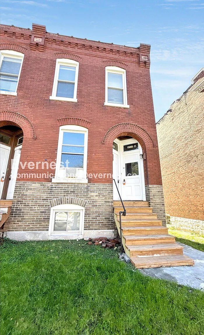 Building Photo - 3722 Fairview Ave