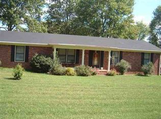 104 Northwood Dr, Russellville, KY 42276