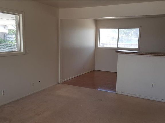 3rd image of 5821 Bobwhite Ave