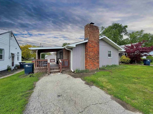 902 W McClurg St, Frankfort, IN 46041