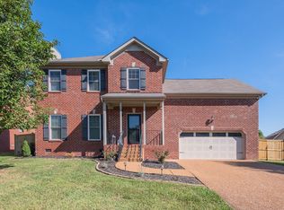 1036 Oakhall Dr, Mount Juliet, TN 37122