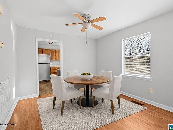 5th image of 3921 Rutledge Ave SW