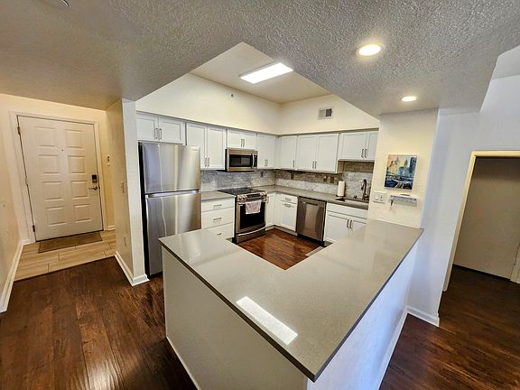 3rd image of 402 S Armenia Ave Unit 127