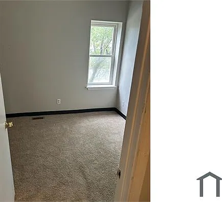501 S 19th St — Photo 5