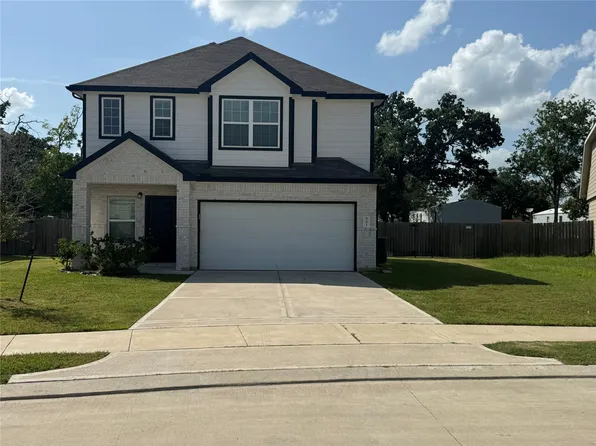 961 Harper Ln, Bryan, TX 77803