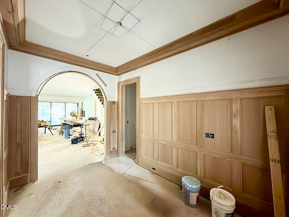 5th image of 1306 Lennox Pl