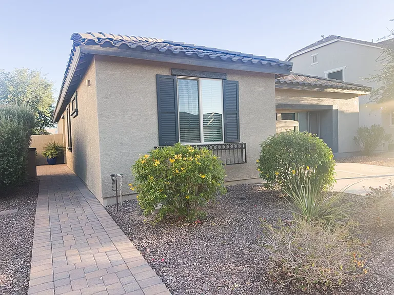 21005 E Pecan Ln — Photo 4