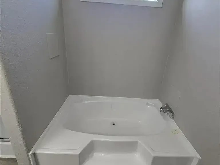 15927 Clarke Springs Dr #15927C — Photo 20