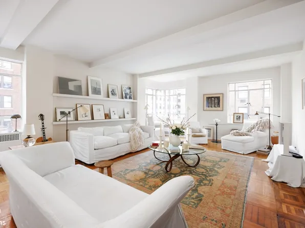 19 East 88th Street image 1 of 18