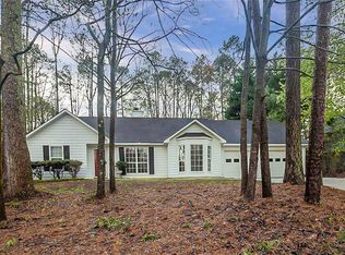 11 Miners Point SE, Acworth, GA 30102