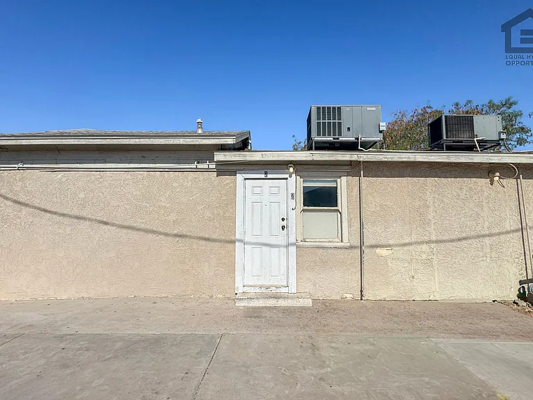 903 W Pierson St — Photo 6