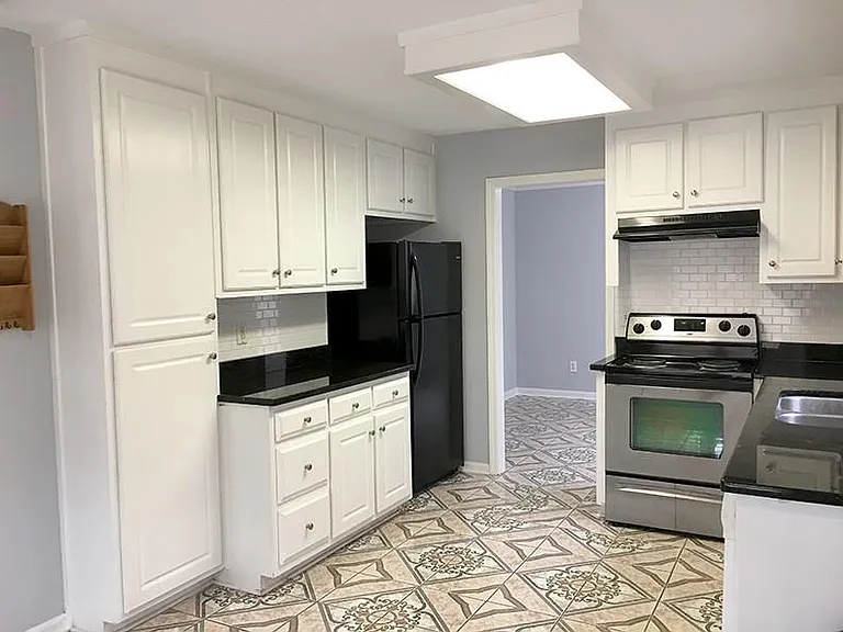 2515 Freemans Walk Dr — Photo 14