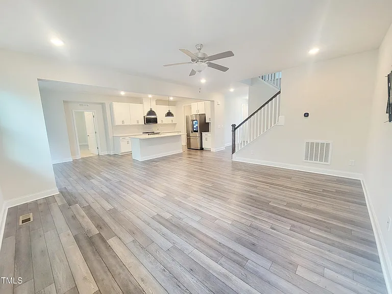 121 Scoville Rd — Photo 26