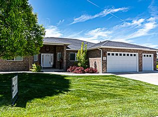 2944 Ivy Dr, Montrose, CO 81401