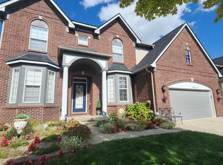 6827 Blackwell, Utica, MI