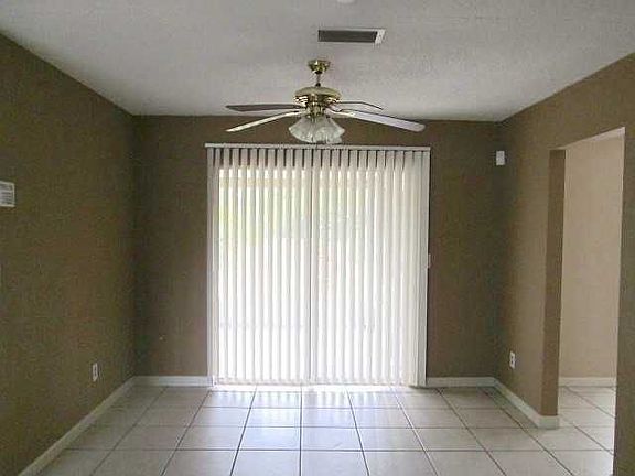 4th image of 918 McKinley Ave