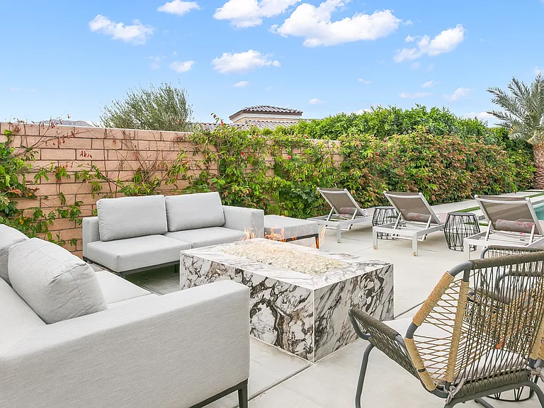 Natural Gas Fire Pit