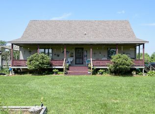 15220 Lockshore Rd, Hickory Corners, MI 49060