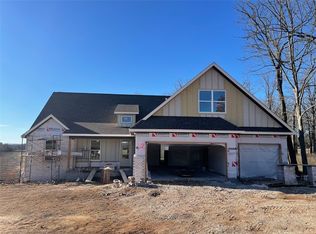 1043 NW Vaughn Rd, Bentonville, AR 72712