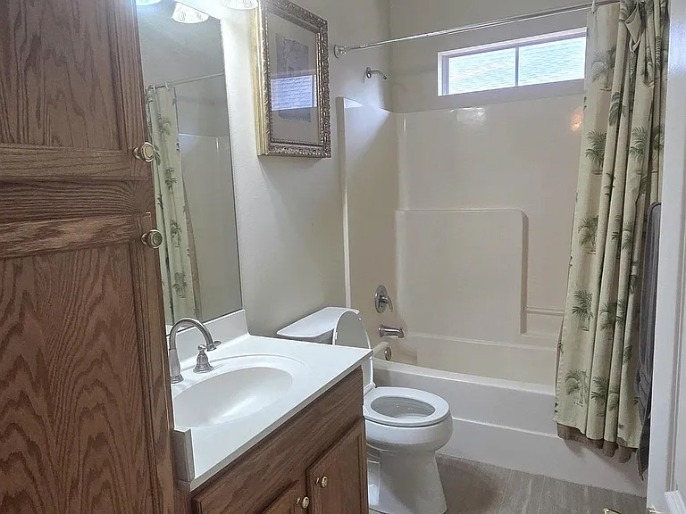 282 Allan Dr — Photo 16