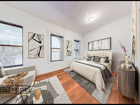 3rd image of 159 E 55th St APT 1B