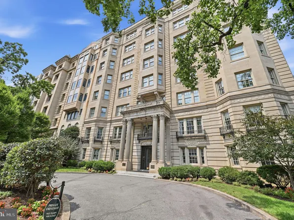 1026 16th St NW APT 801, Washington, DC 20036