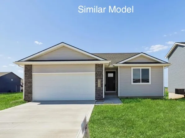 630 NW Rockwood Ln, Grimes, IA 50111