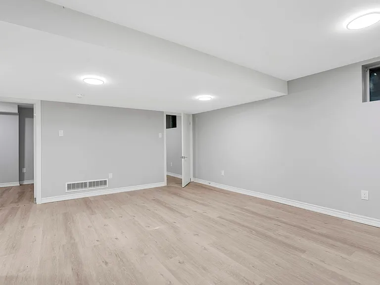 151 Dauphin Ave #2 — Photo 7
