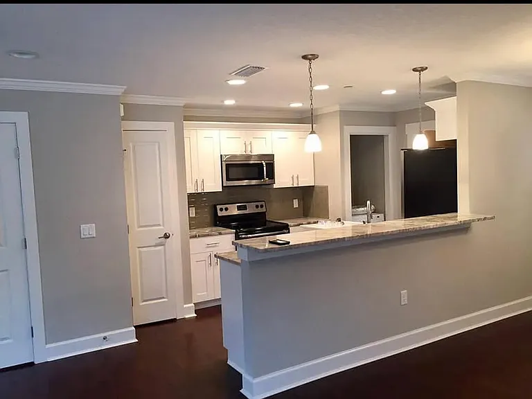 1061 S Tennessee Ave — Photo 4