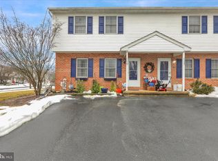 119 Carriage Dr, Wernersville, PA 19565
