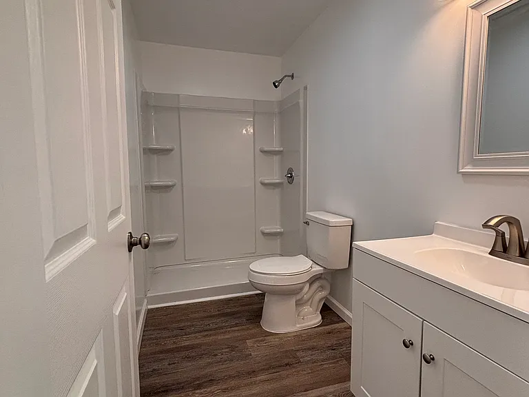 1004 E Delmar St — Photo 14