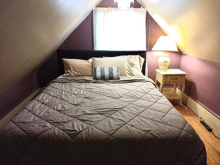 143 Walnut St #STUDIO — Photo 2