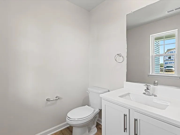 113 Malibu Dr — Photo 14