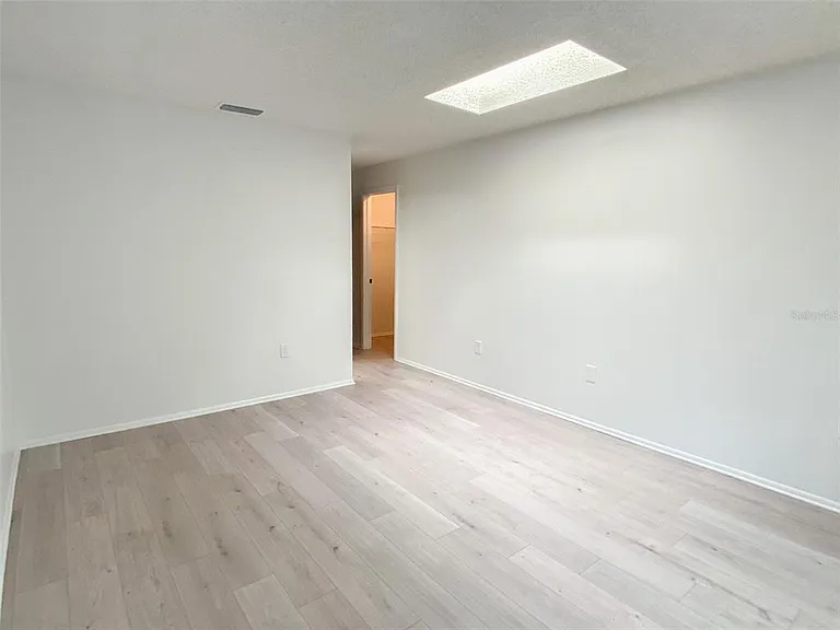 2242 Pinewood Villas Dr — Photo 15
