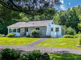 72 Sunset Ln, Washington Depot, CT 06794