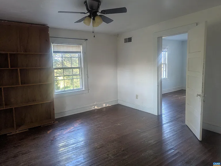 7416 Greenwood Station Rd — Photo 16