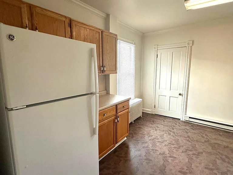 38 Wayside Ave #2 — Photo 31