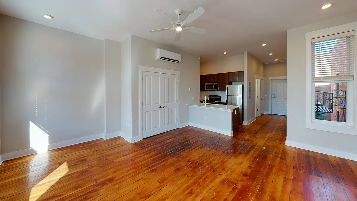 Floor plan 1606 Pleasant St 301
